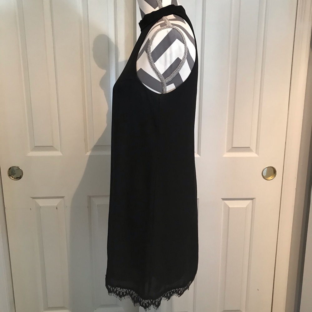 Dress - Picture 3 of 9